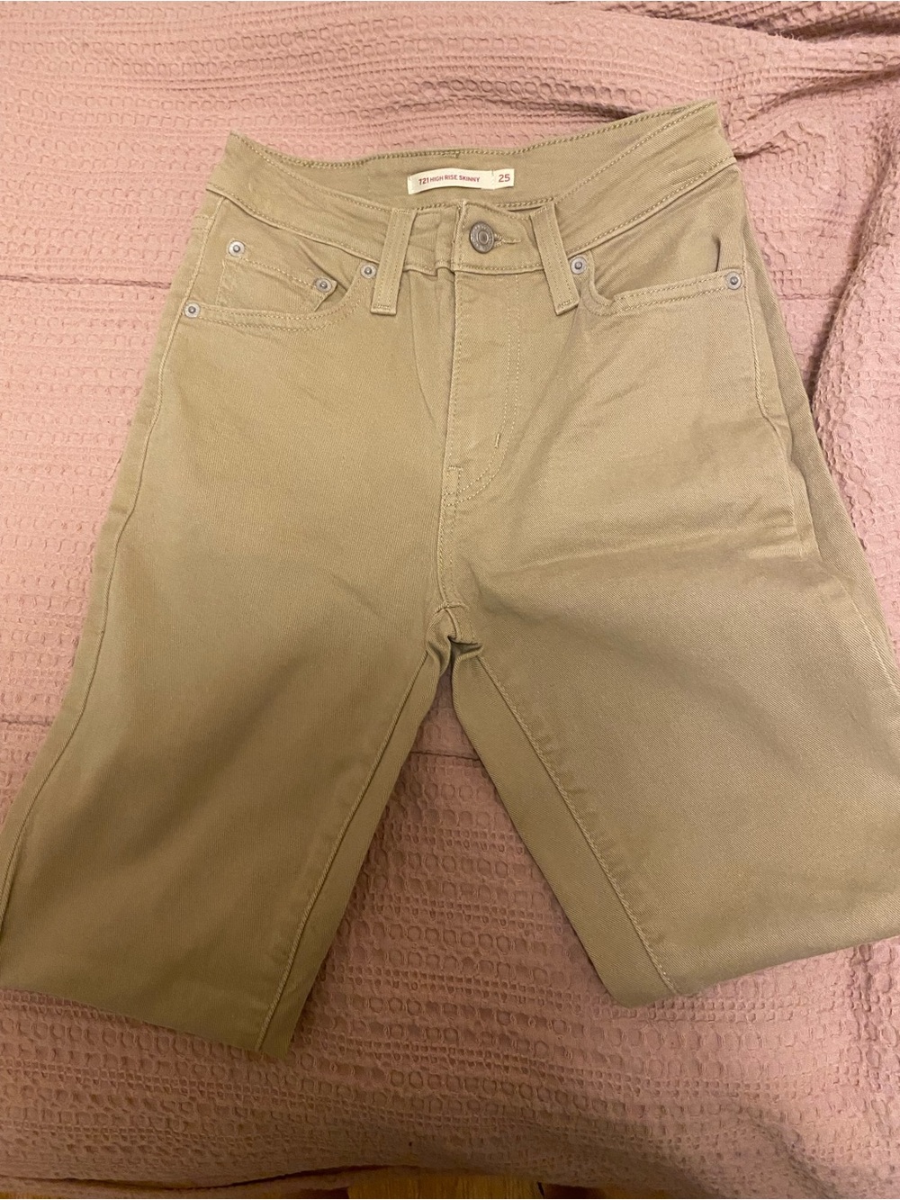 Levi's Women's Skinny Jeans in Beige